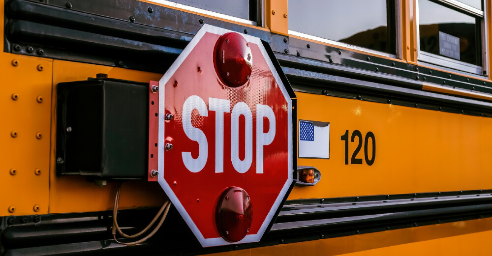 school-bus-with-stop-sign-1000x521
