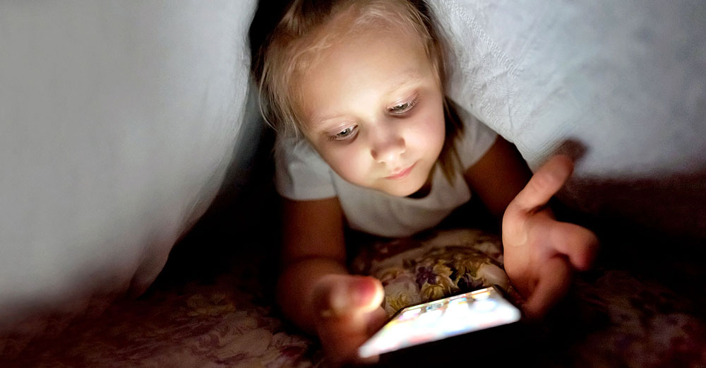 smart devices damage kids brains